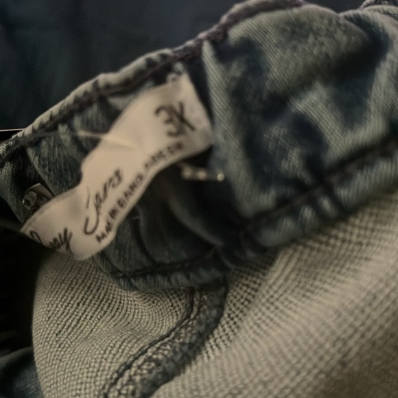 Joggers - Picture 5 of 6